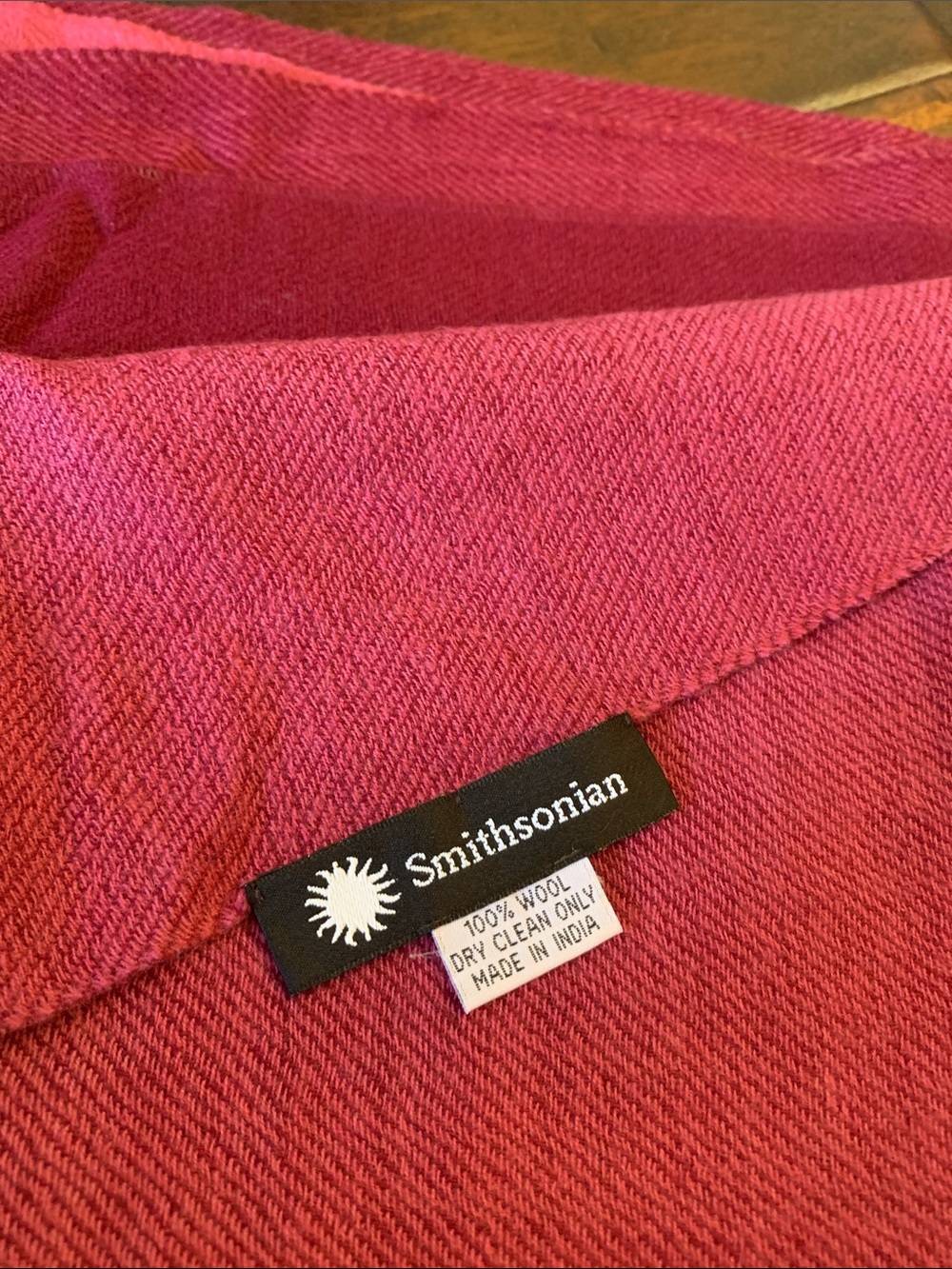 Smithsonian Women's Pink Wool Scarf